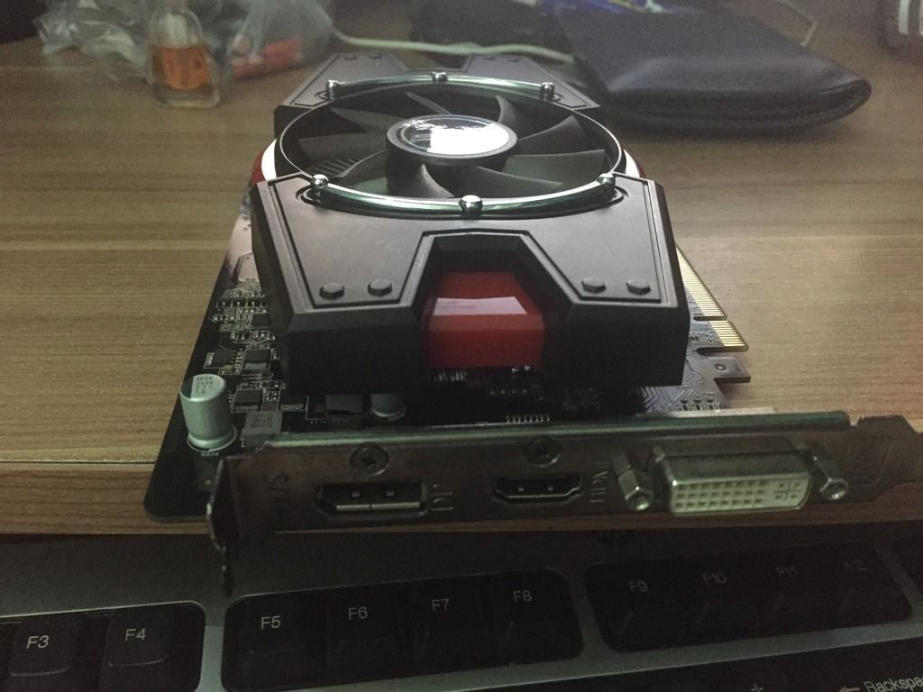 [Bán] VGA ASUS HD7750 & PowerColour HD5670