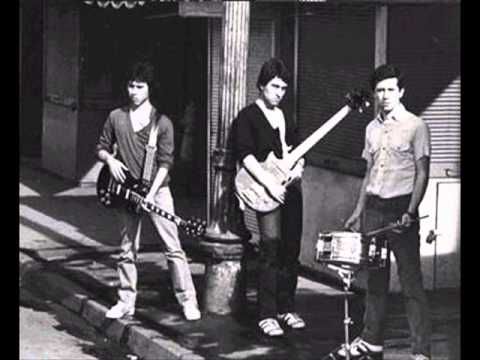 hqdefault 24 - Los Prisioneros - En Vivo Teatro Cariola (1985)