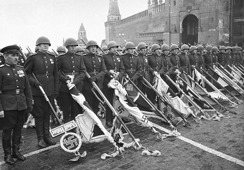 thumbnail IMG 20160511 WA0021 - Desfile de la Victoria Rusia 1945
