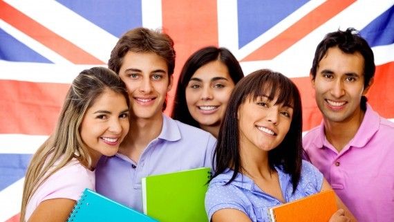 El inglC3A9s la lengua oficial del Reino Unido 570x321 - Curso de ingles Reino Unido Hablado