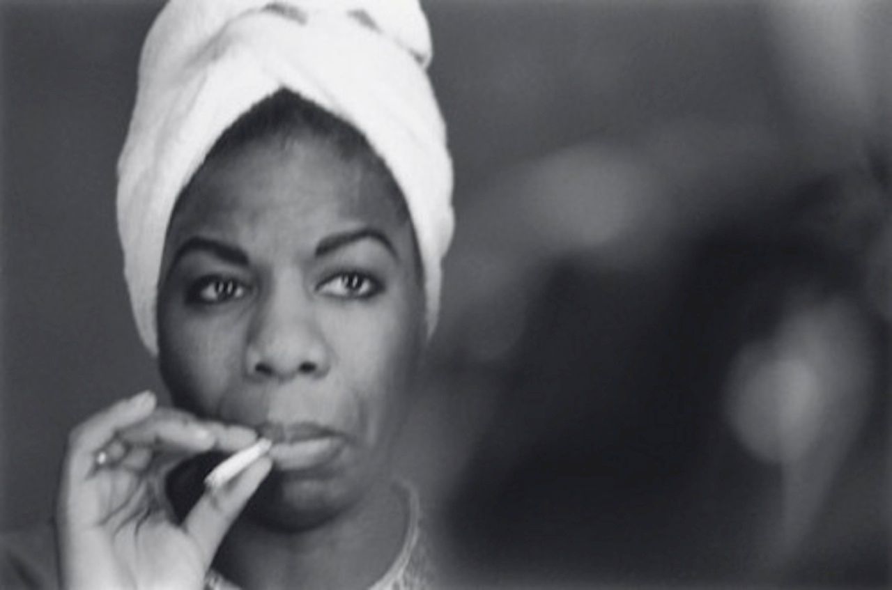 nina simone smoking - Nina Simone (Oficial Discography 1957-93)