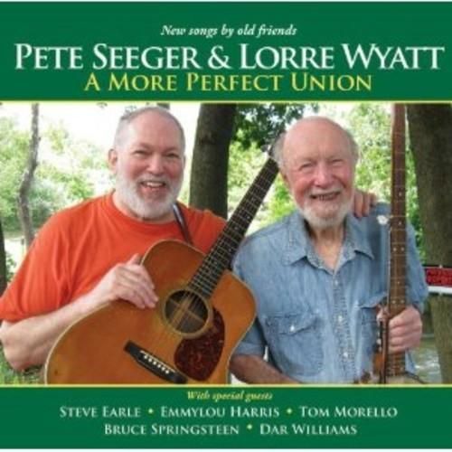 0 23 - Pete Seeger & Lorre Wyatt - A More Perfect Union