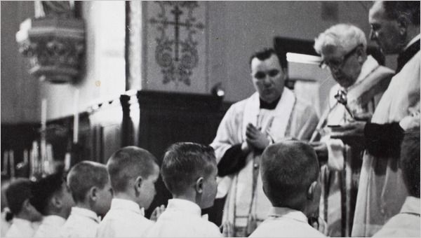 25vatican2 337 395 articleLarge - Mea Maxima Culpa: Silencio en la Casa de Dios Tvrip VOSE