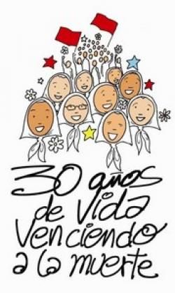 size2 15311 30 anios de vida - Madres de Plaza de Mayo, 30 años de vida venciendo a la muerte Dvdrip Latino