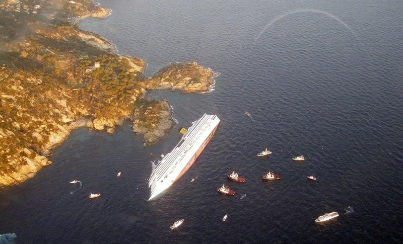 hundimiento costa concordia 02 - El Desastre del Costa Concordia Tvrip Español