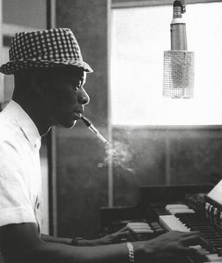 547569852 - Nat King Cole - Greatest Hits 1 1991 MP3