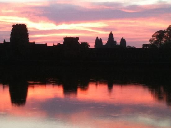 sunrise at angkor wat - Buscando la verdad – Angkor Wat, la octava maravilla Dvdrip Español