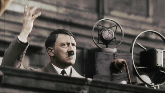 1366565947 876088 1366566097 noticia normal - Los Secretos de Hitler Tvrip Español