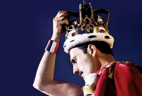 arton100026 - Freddie Mercury Biografia Tvrip Español