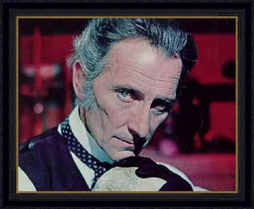 xi29nsvfdia7xhl - Peter Cushing billete ida Hollywood