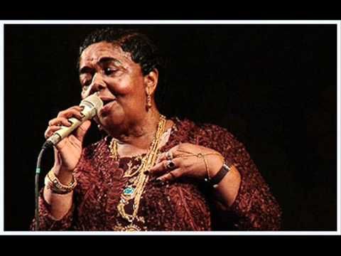 hqdefault 8 - Cesaria Evora - Evora Live Lugano July 1997