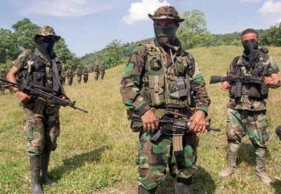 paramilitares colombia venezuela - Paramilitares sin Fronteras Tvrip Español