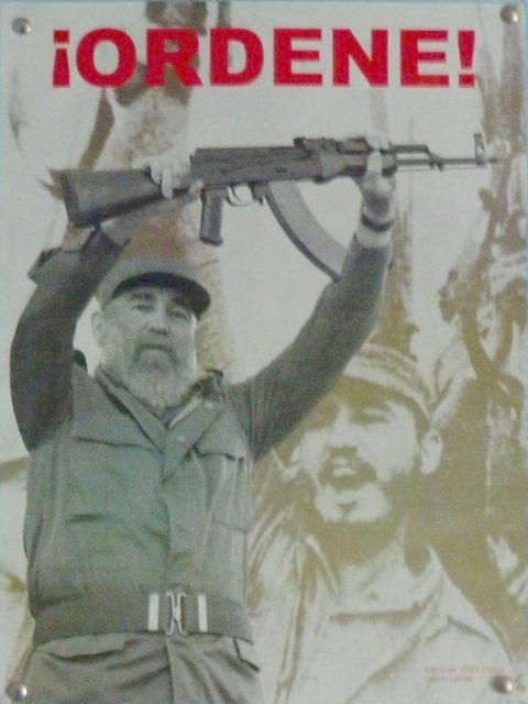 un dia fidel L AmPMTf - Un dia con Fidel Satrip Español