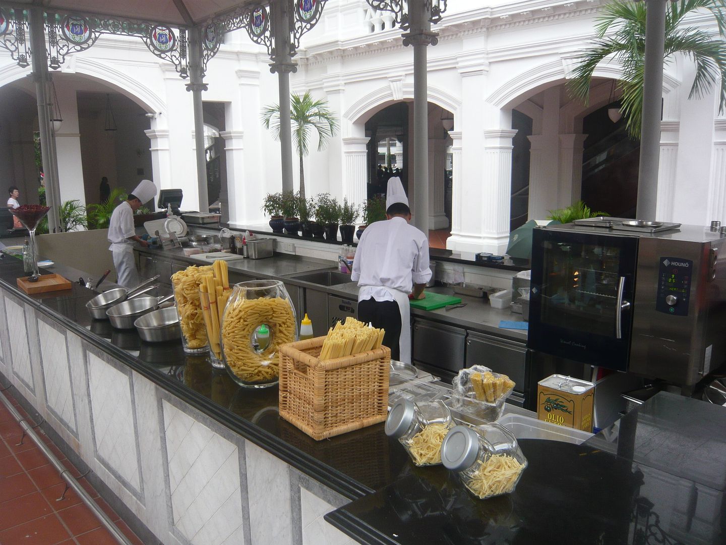 Open Concept Kitchen @ Raffles Courtyard