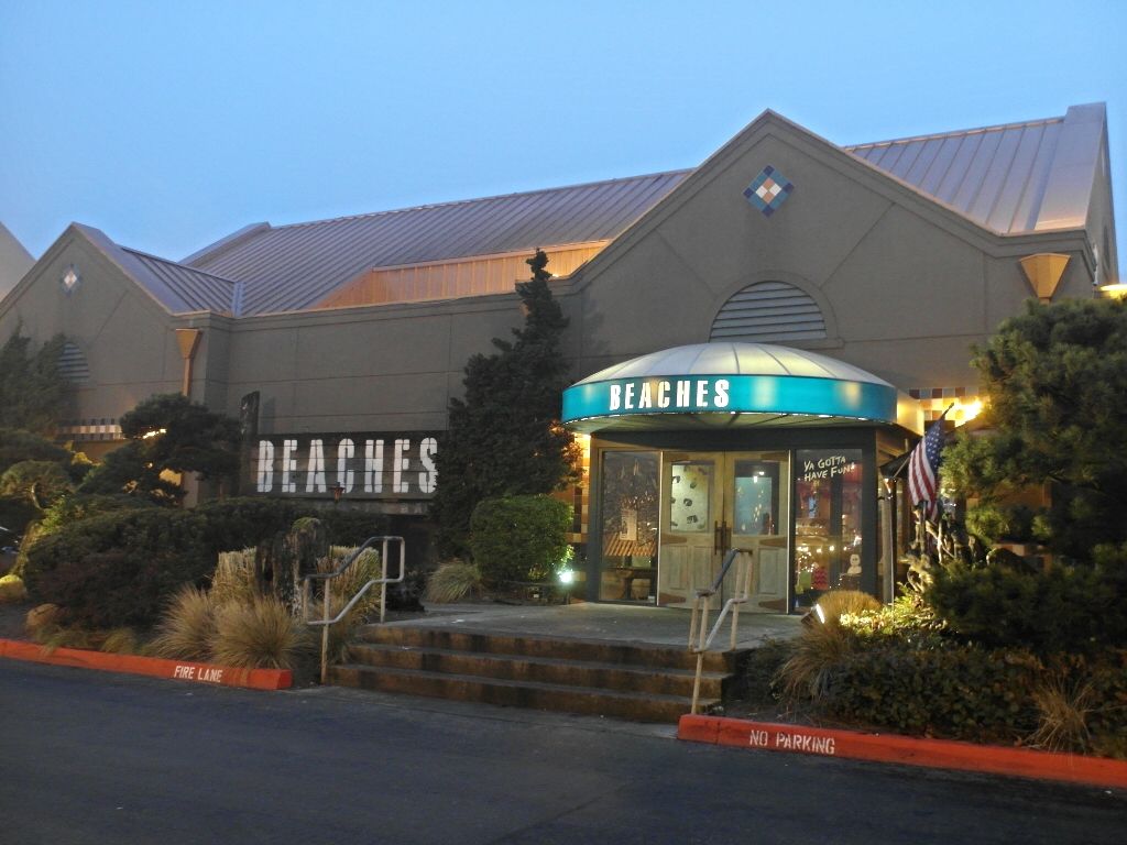 Why You should eat at Beaches Restaurant than McMenamins in Vancouver Washington – 2bearbear ...