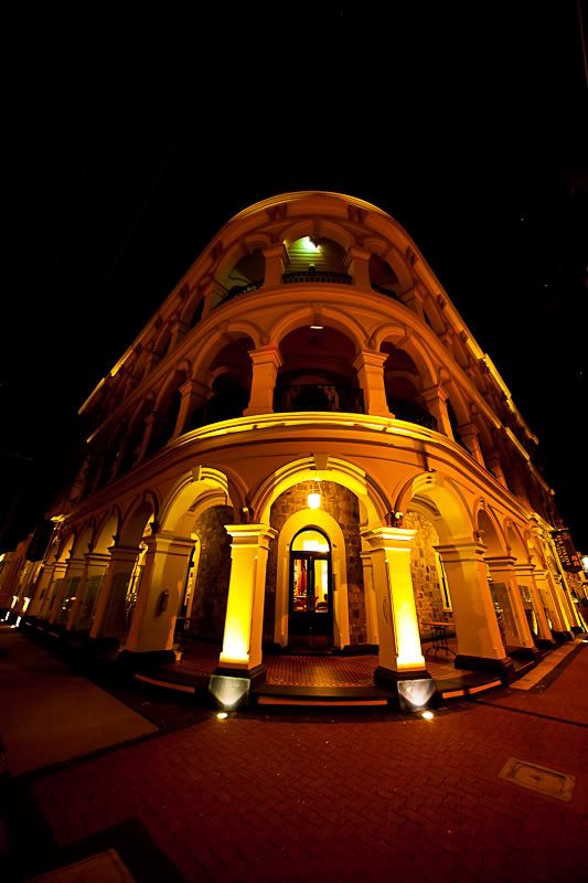 IMAGE: http://i1127.photobucket.com/albums/l628/aj4wd/365%202011/July26-LargsPierHotel.jpg