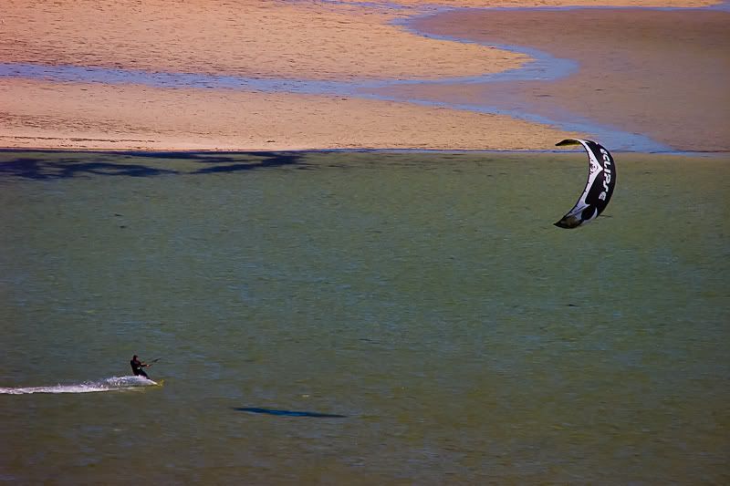 IMAGE: http://i1127.photobucket.com/albums/l628/aj4wd/365%202011/March26-KiteSurfing.jpg