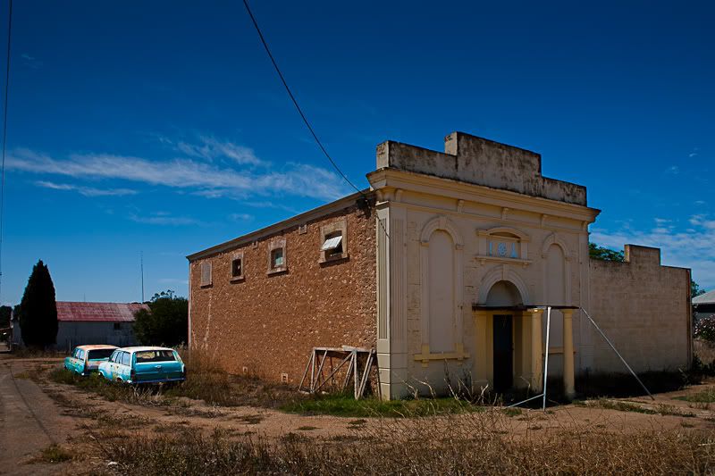 IMAGE: http://i1127.photobucket.com/albums/l628/aj4wd/GENERAL/IMG_5395.jpg