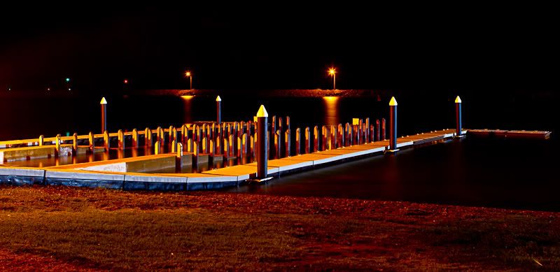 IMAGE: http://i1127.photobucket.com/albums/l628/aj4wd/night%20whyalla/IMG_0643.jpg