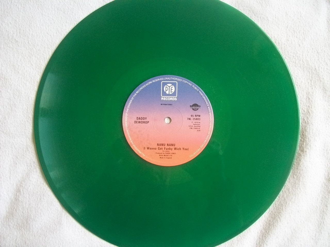 Daddy Dewdrop - Nanu, Nanu (I Wanna Funky Wich You) Daddy Dewdrop - Nanu, Nanu (I Wanna Funky Wich You)