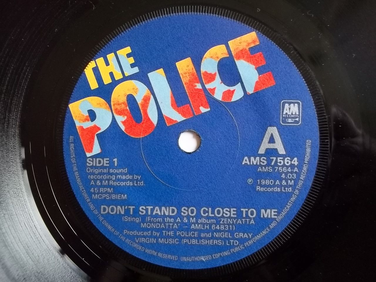 Police - Don't Stand So Close To Me CD