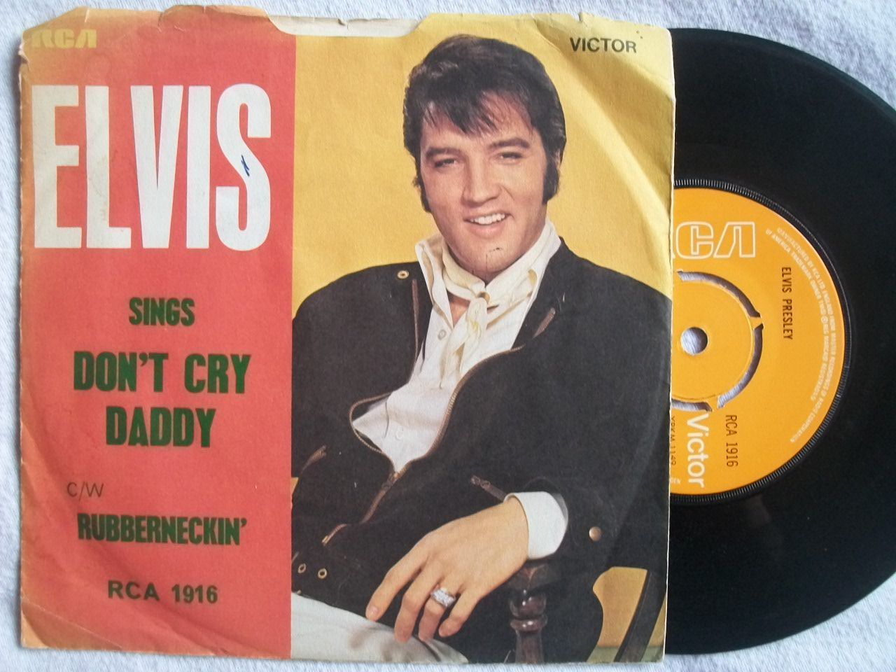 Elvis Presley - Don't Cry Daddy Record