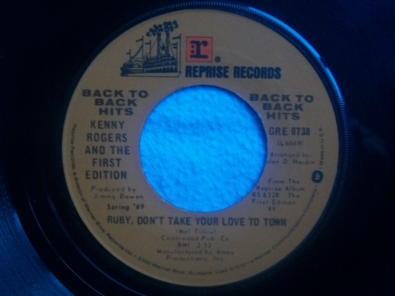 Kenny Rogers - Ruby Don't Take Your Love To Town / Reuben James