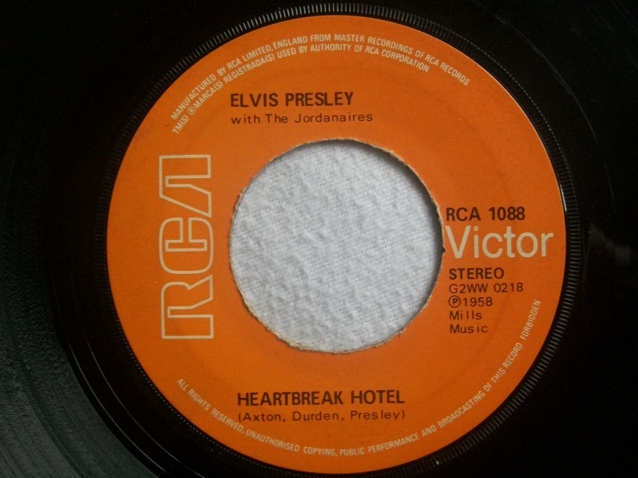 Elvis Presley - All Shook Up / Heartbreak Hotel