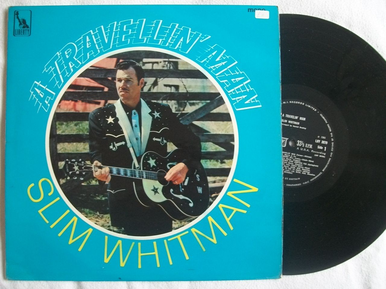 Slim Whitman - A Travellin' Man