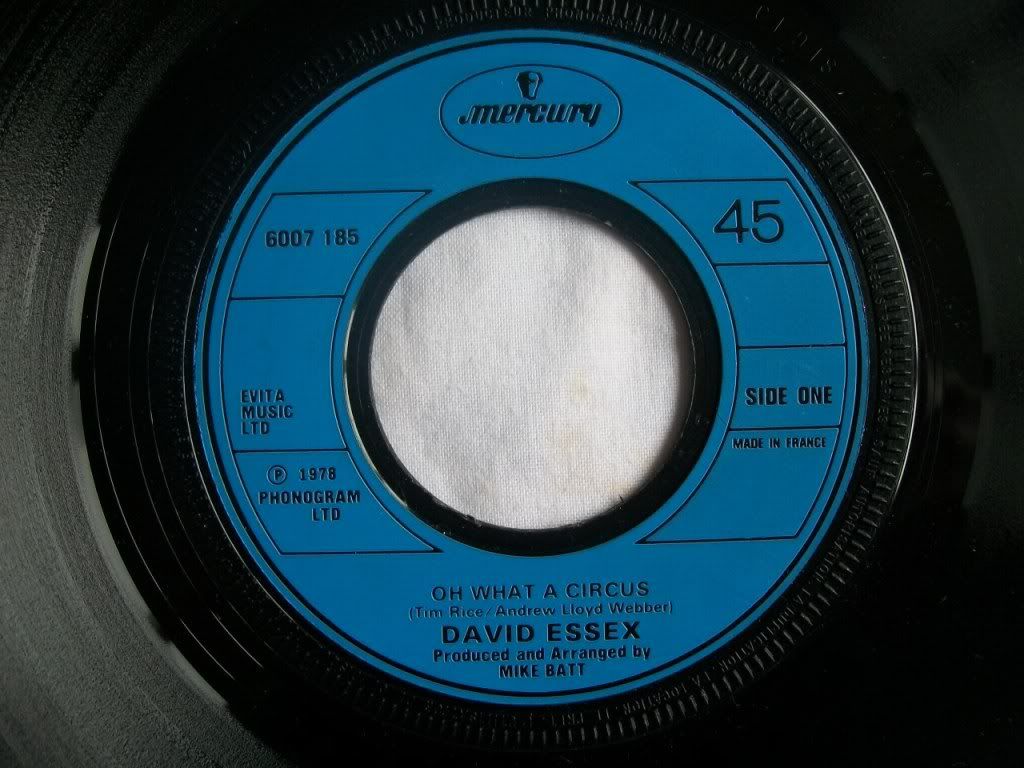 David Essex - Oh What A Circus