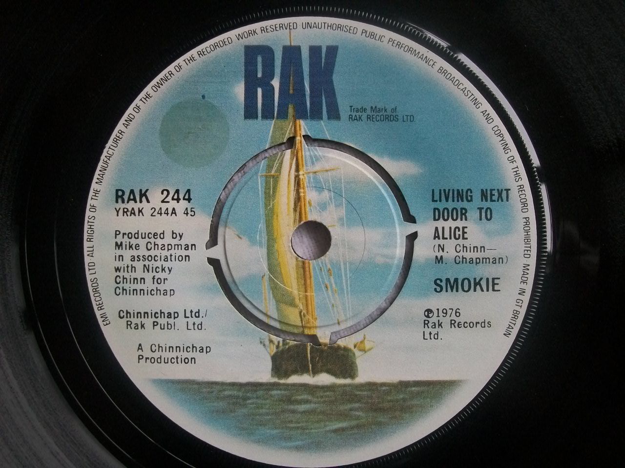 Smokie - Living Next Door To Alive