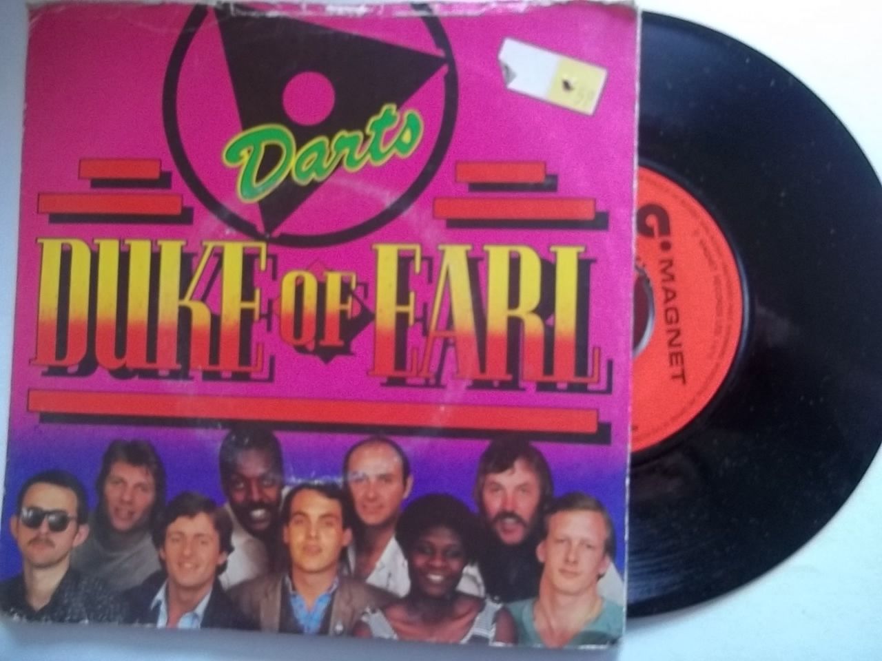 Darts Duke Of Earl Records, LPs, Vinyl and CDs MusicStack