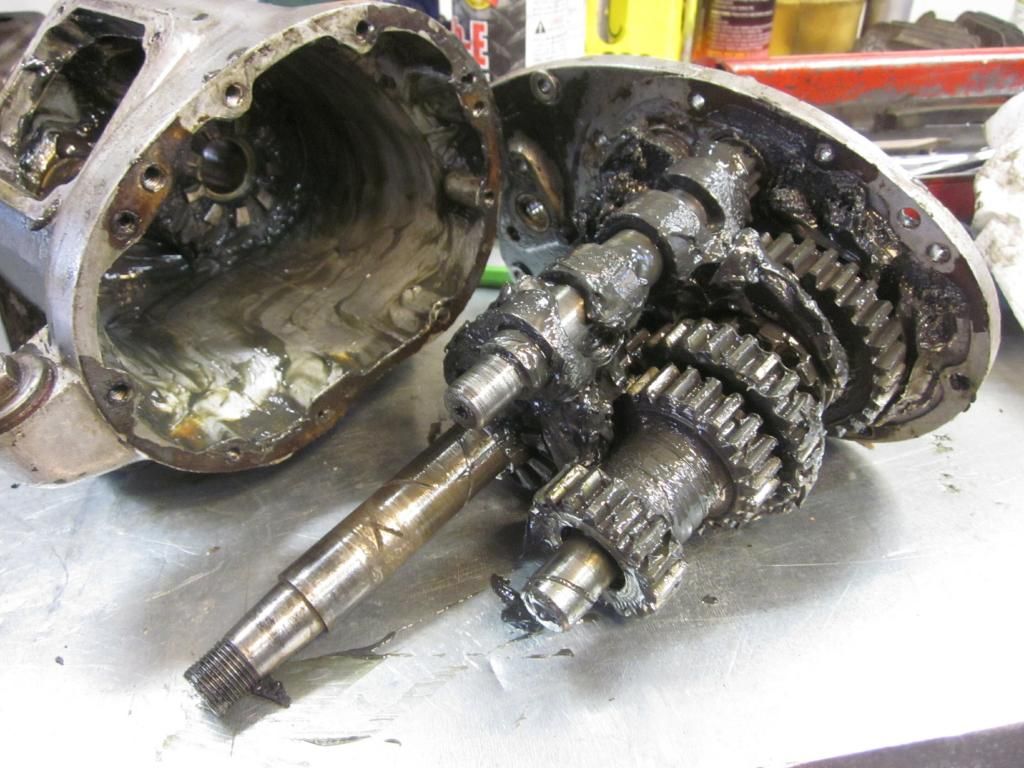  photo 4thgearbushingwearingonmainshaft.jpg