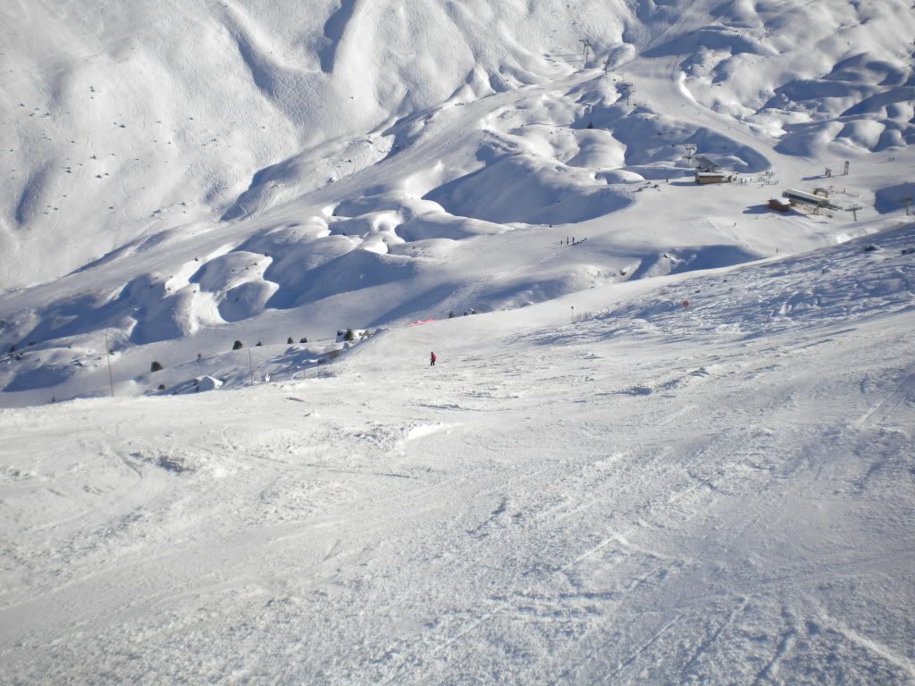 Me Ski'n Down A Red Run Into Les Menuires