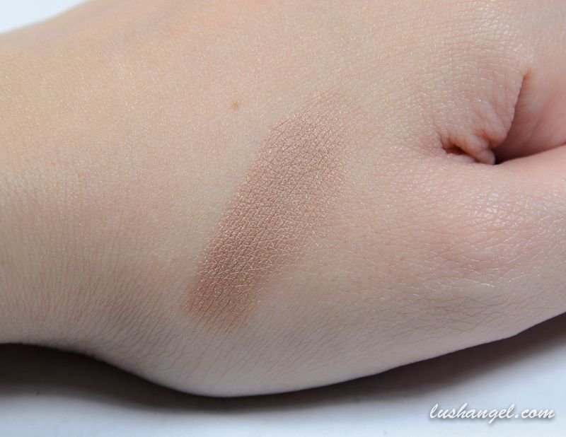 makeup_store_shadow_gold_swatch