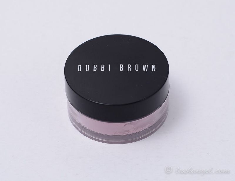 bobbi-brown-retouching-powder