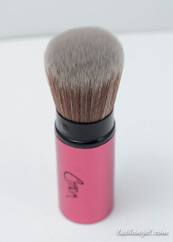 charm_retractable_brush_review