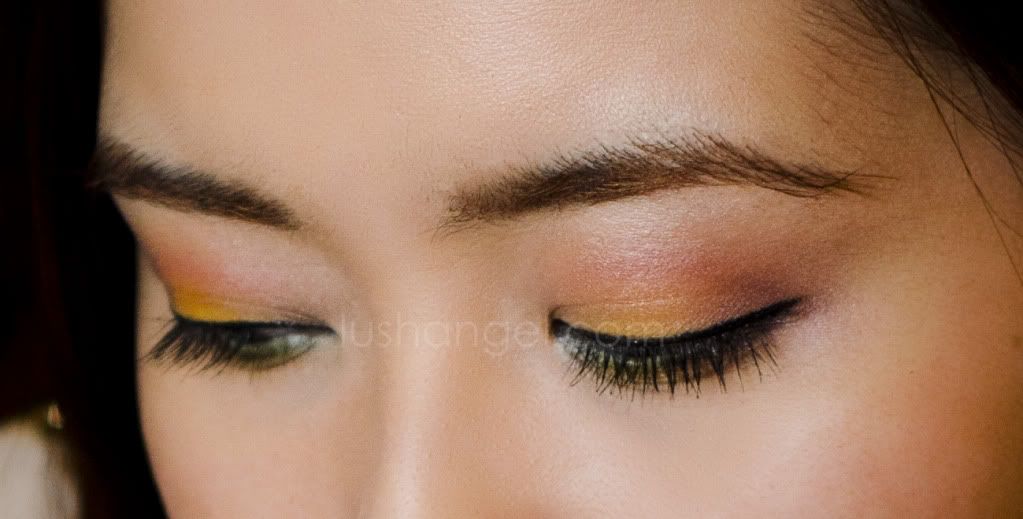 how-to-wear-yellow-eyeshadow