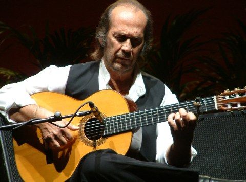 OFF 1380670093210Paco Lucia - Homenaje a Paco de Lucía
