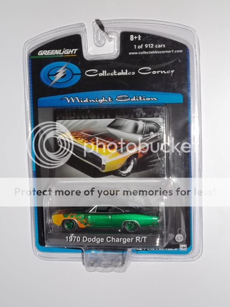 GREEN MACHINE MIDNIGHT Flames hobby 1970 Dodge charger R/T greenlight 